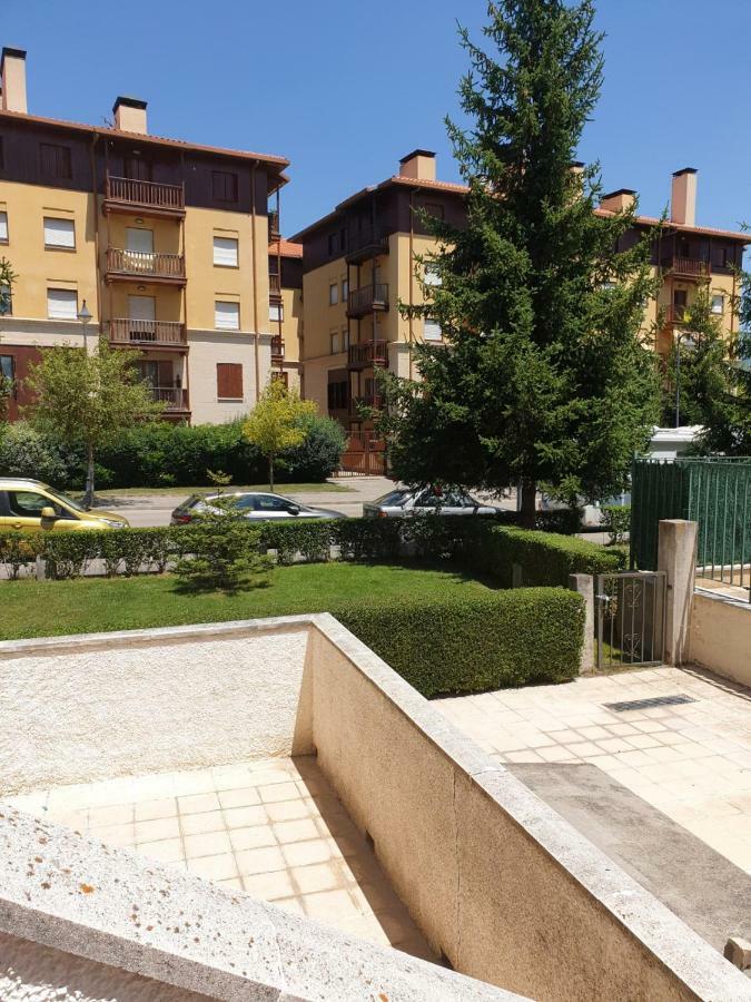 Apartamento Collarada Jaca Eksteriør billede
