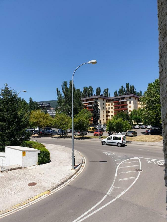 Apartamento Collarada Jaca Eksteriør billede